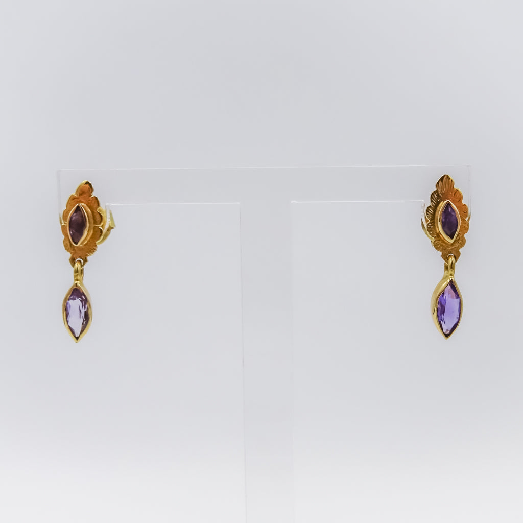 18K Gold Leaf Earrings with Marquise-Cut Amethyst