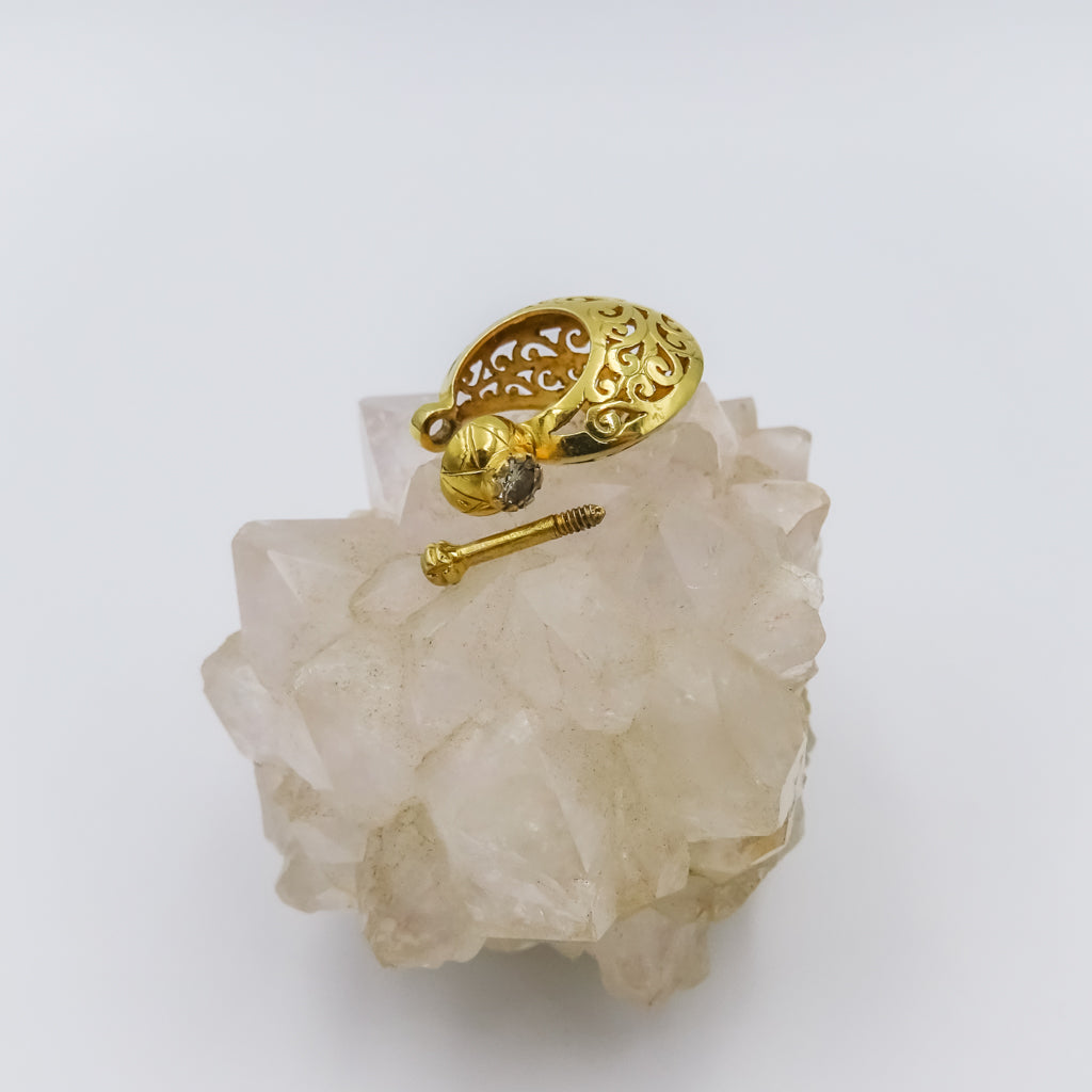 18K Gold Filigree Single Drop Earring with Diamond Accent