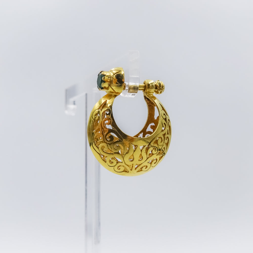 18K Gold Filigree Single Drop Earring with Emerald Accent and trisul