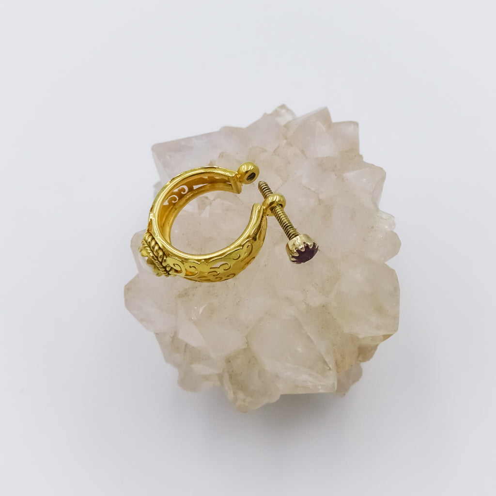 18K Gold Filigree single Earring with Ruby and Pearl