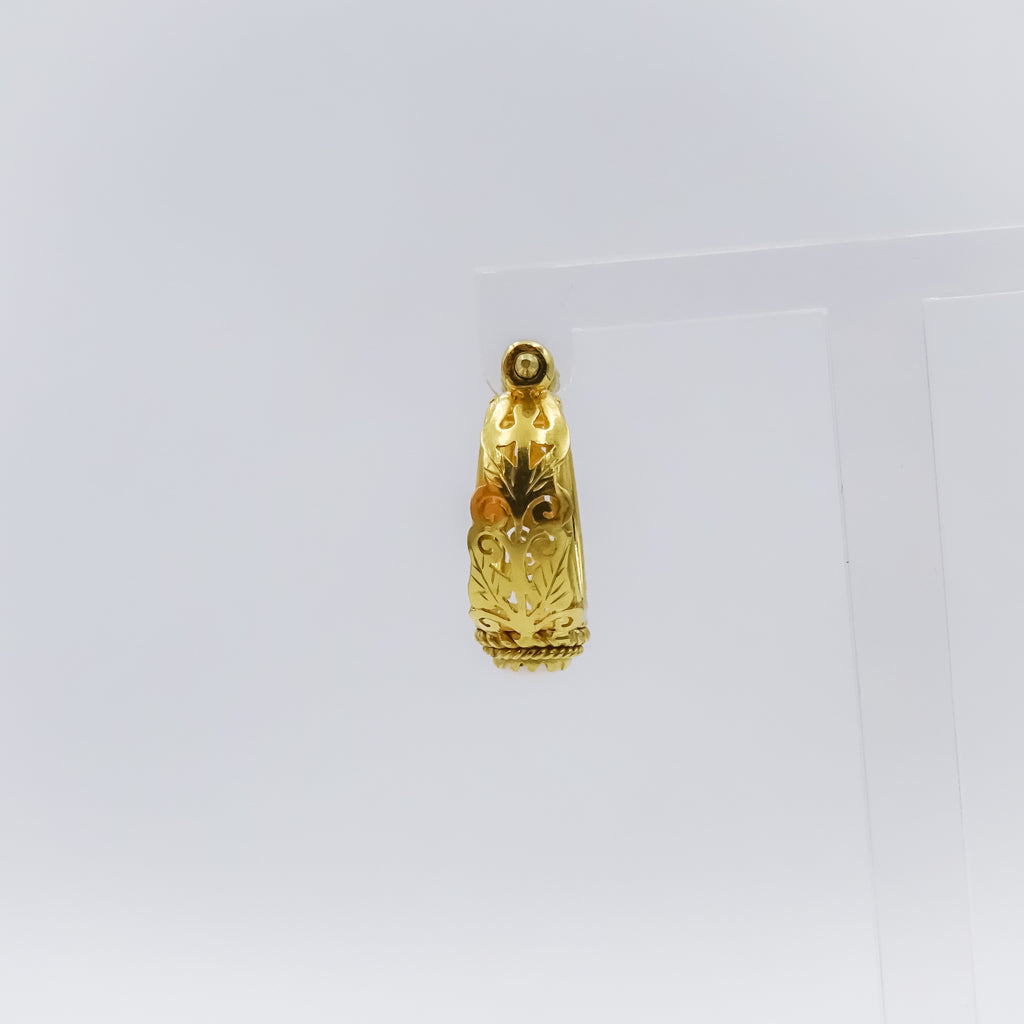 18K Gold Filigree single Earring with Sapphire and Pearl