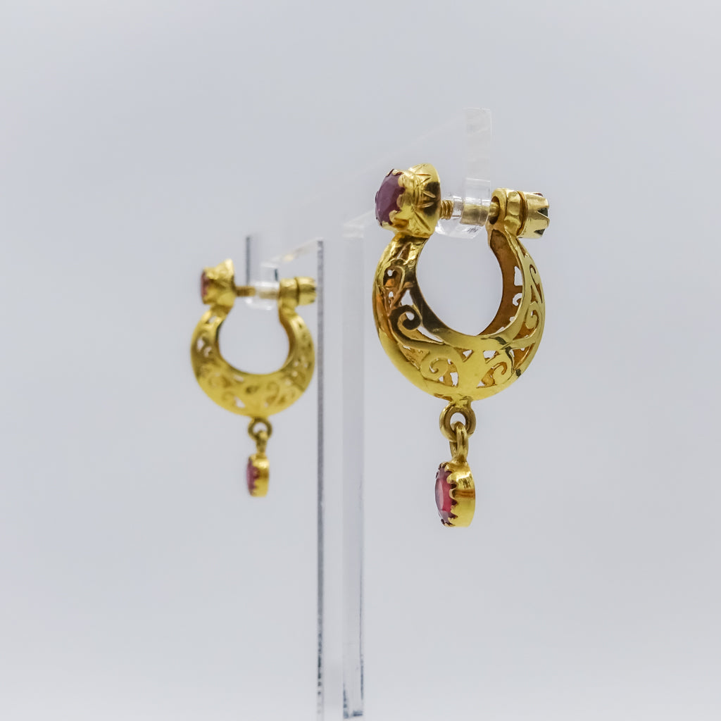 18K Gold Filigree Drop Earring with Ruby and Emerald