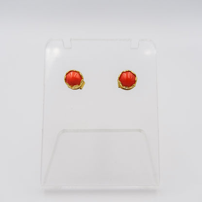 18k gold studs earrings with gemstones red coral set in a flower shape