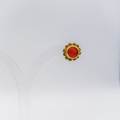 Single 18k gold stud earring with gemstones red coral set in a flower shape