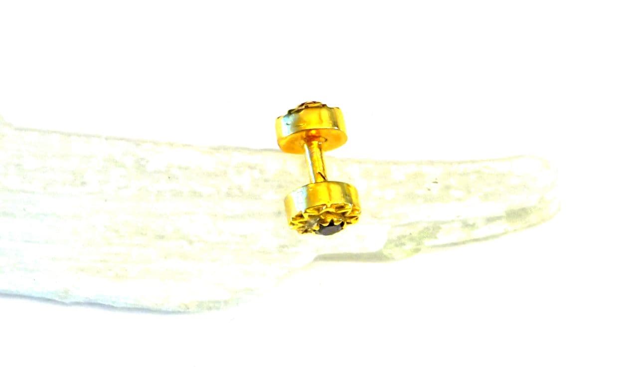 18k gold stud earring with gemstones Dabble sided ,set with sapphire and ruby