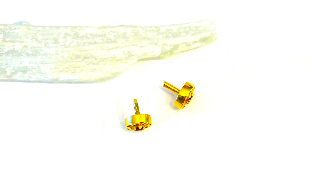 18k gold stud earring with gemstones Dabble sided ,set with ruby and sapphire,trisul
